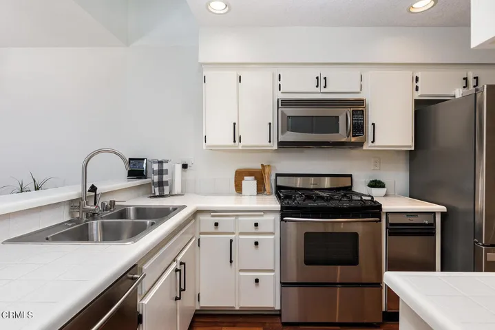 1054 Seco St #210 007-mls