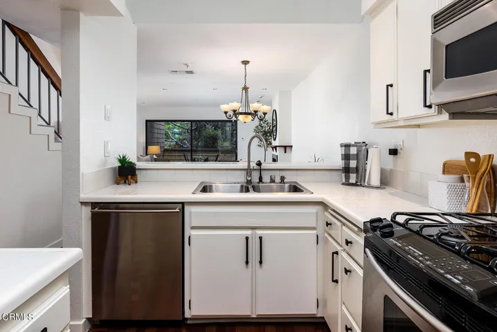 1054 Seco St #210 008-mls