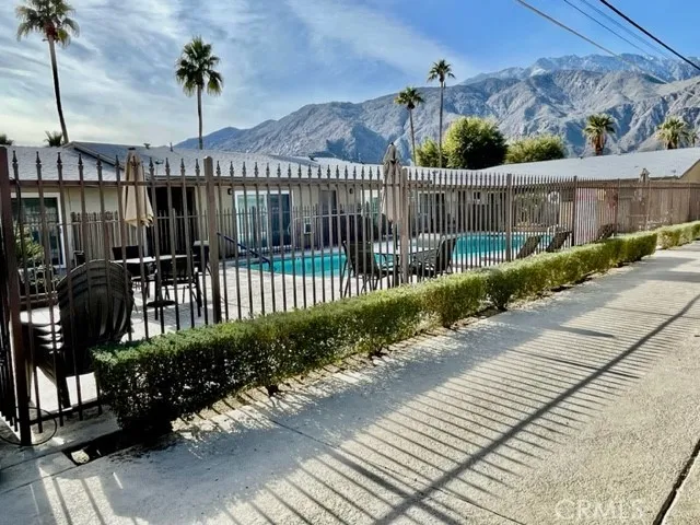 685 E Vista Chino 8, Palm Springs, California 92262