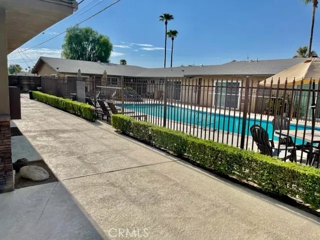 685 E Vista Chino 8, Palm Springs, California 92262