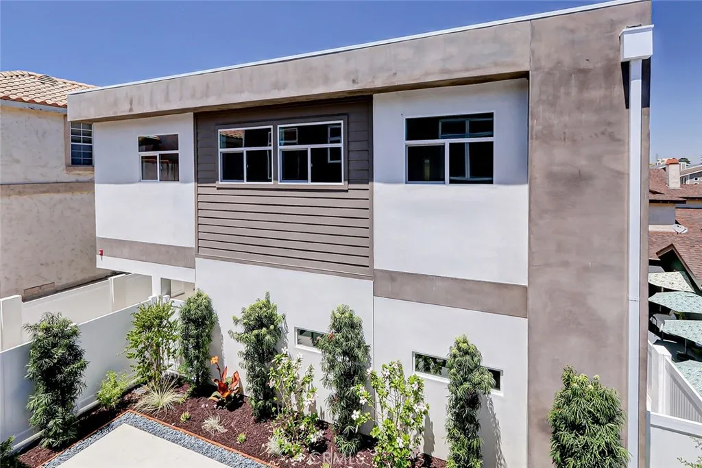 2321 Clark Lane B, Redondo Beach, California 90278 home-pic-31