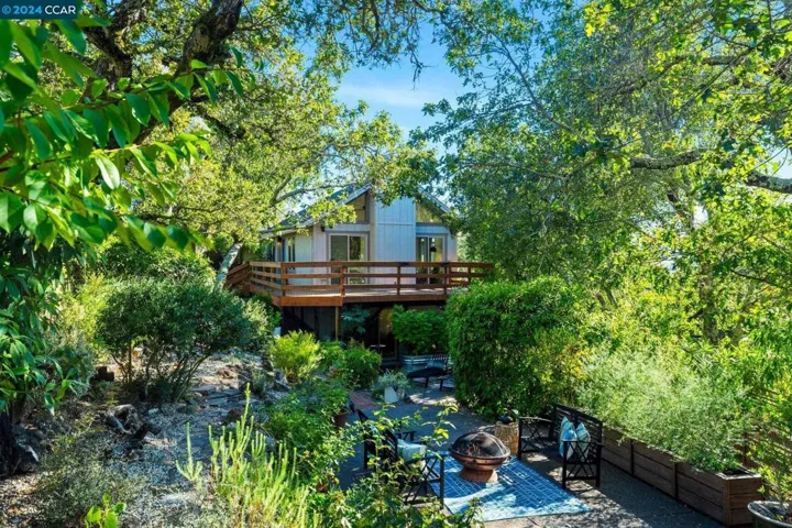 17100 Keaton Ave, Sonoma, California 95476