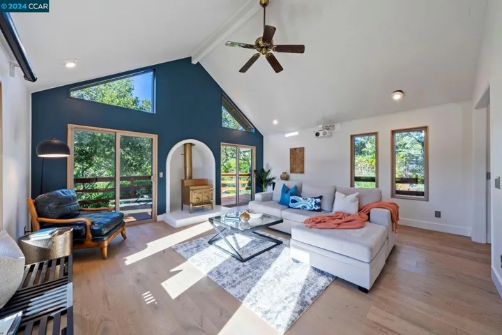 17100 Keaton Ave, Sonoma, California 95476