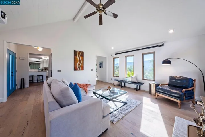 17100 Keaton Ave, Sonoma, California 95476