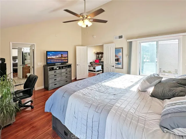 1819 Florida Street, Huntington Beach, California 92648