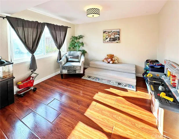 1819 Florida Street, Huntington Beach, California 92648
