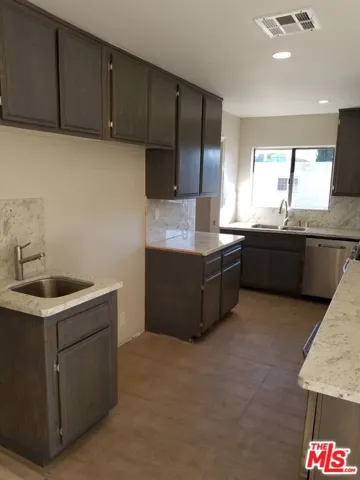 1117 S Swall, Los Angeles, California 90035