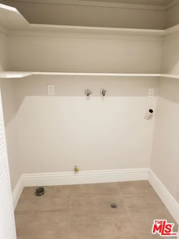 1117 S Swall, Los Angeles, California 90035