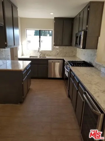 1117 S Swall, Los Angeles, California 90035
