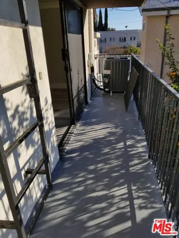 1117 S Swall, Los Angeles, California 90035
