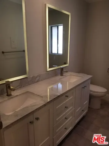 1117 S Swall, Los Angeles, California 90035