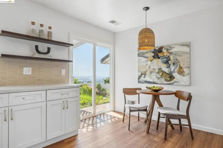 12669 Skyline Blvd, Oakland, California 94619