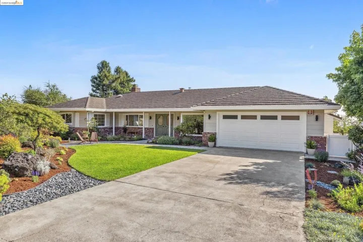 12669 Skyline Blvd, Oakland, California 94619