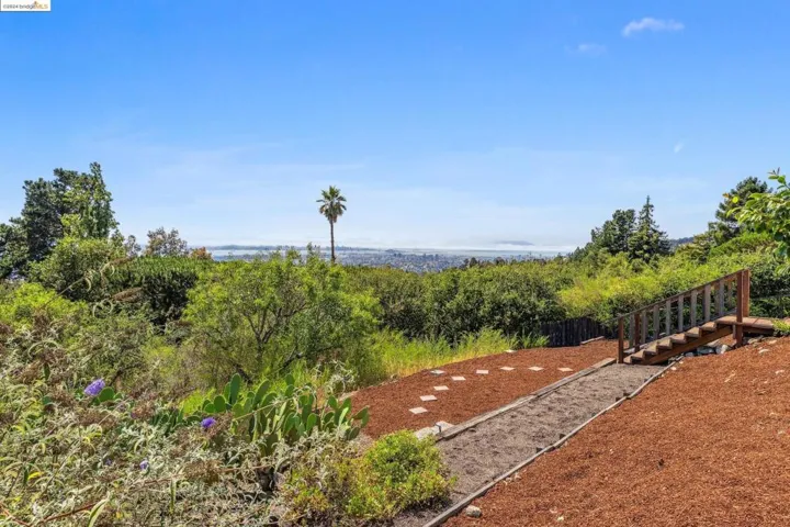 12669 Skyline Blvd, Oakland, California 94619