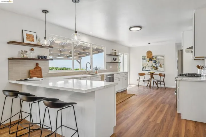 12669 Skyline Blvd, Oakland, California 94619