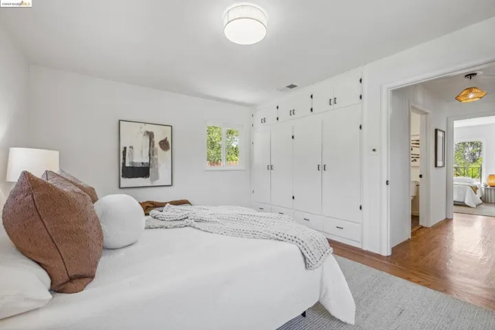 12669 Skyline Blvd, Oakland, California 94619