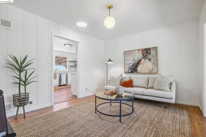 12669 Skyline Blvd, Oakland, California 94619
