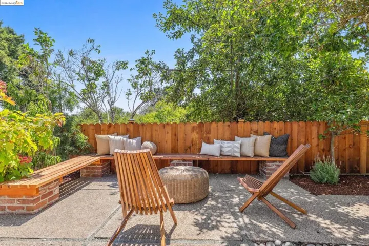 12669 Skyline Blvd, Oakland, California 94619