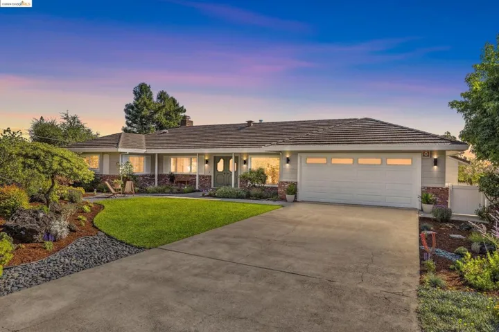 12669 Skyline Blvd, Oakland, California 94619