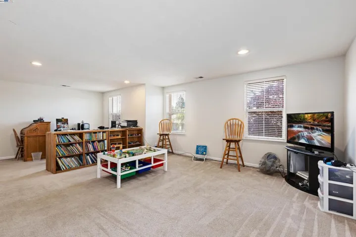 14 Foreman St, Oakley, California 94561