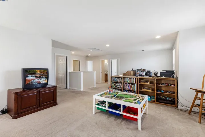 14 Foreman St, Oakley, California 94561