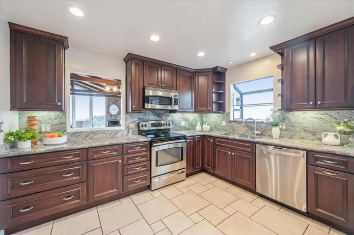 400 Middle Road, Belmont, California 94002