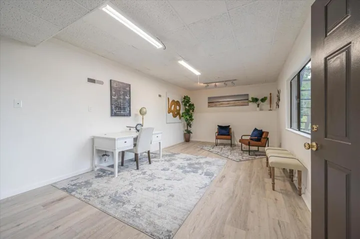 400 Middle Road, Belmont, California 94002