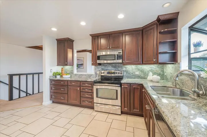 400 Middle Road, Belmont, California 94002
