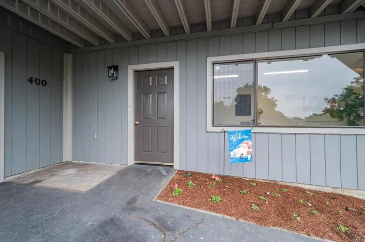 400 Middle Road, Belmont, California 94002