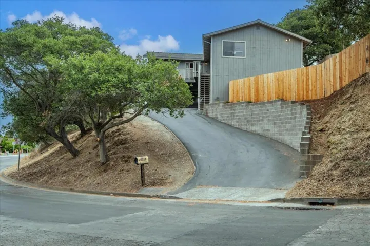 400 Middle Road, Belmont, California 94002