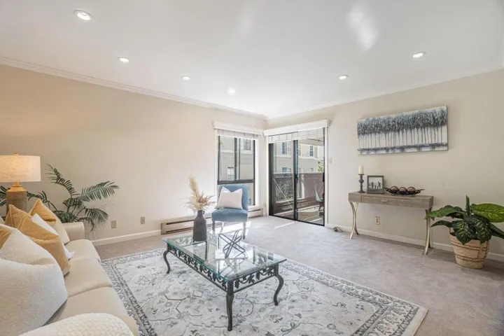 58 N El Camino Real 315, San Mateo, California 94401