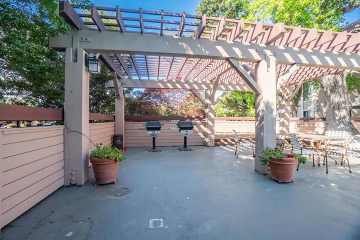 58 N El Camino Real 315, San Mateo, California 94401