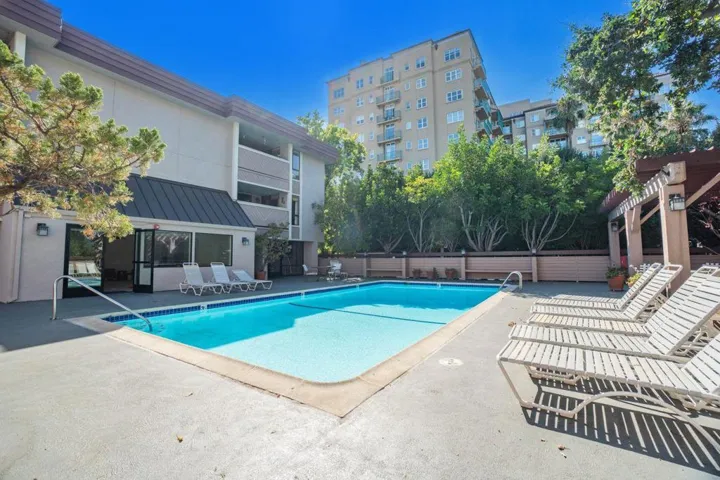 58 N El Camino Real 315, San Mateo, California 94401