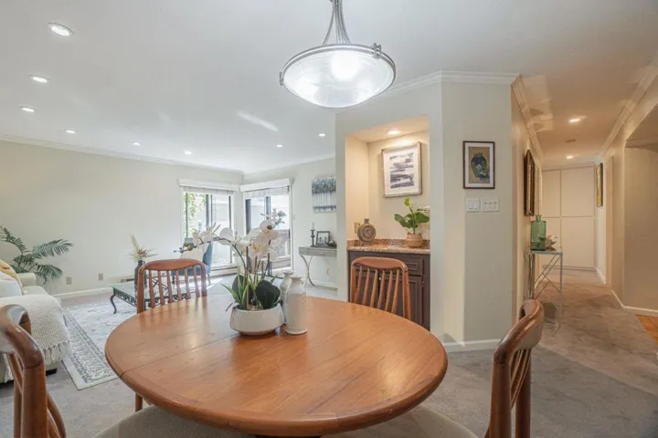 58 N El Camino Real 315, San Mateo, California 94401