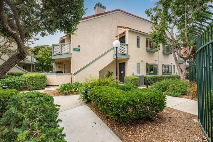 3542 W Stonepine Lane D, Anaheim, California 92804