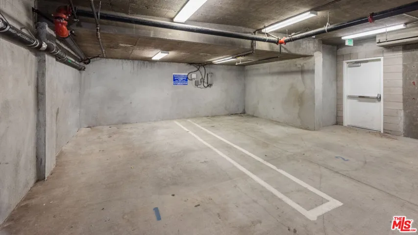 943 16th Street 1, Santa Monica, California 90403