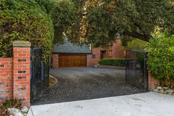 3651 Padua Avenue, Claremont, California 91711
