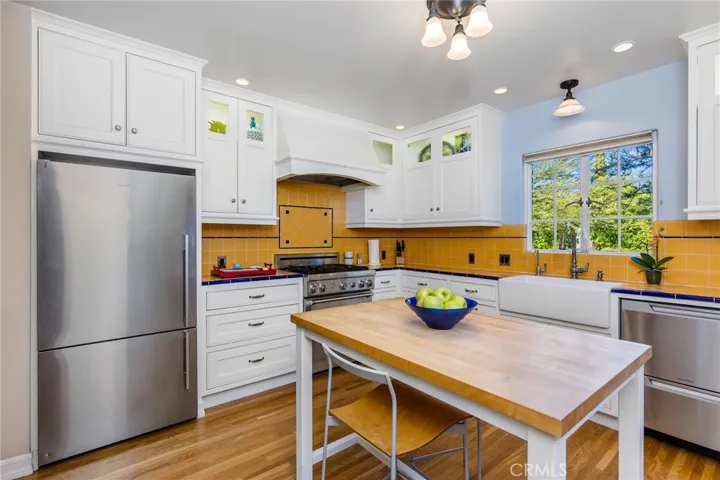 3651 Padua Avenue, Claremont, California 91711