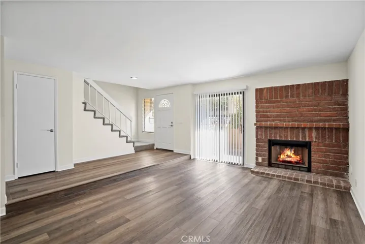 8245 Mason Avenue C, Winnetka, California 91306