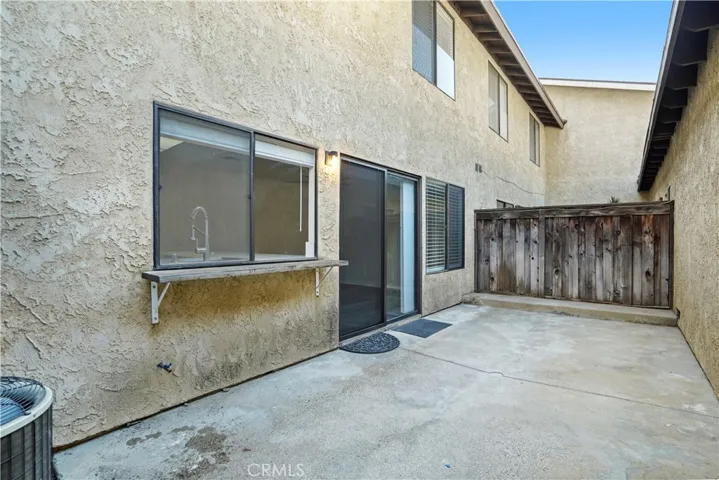 8245 Mason Avenue C, Winnetka, California 91306