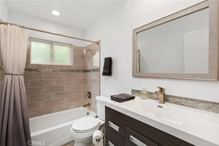 3362 W Glen Holly Drive, Anaheim, California 92804