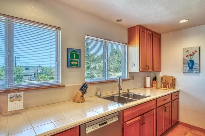 297 14th Street, Montara, California 94037