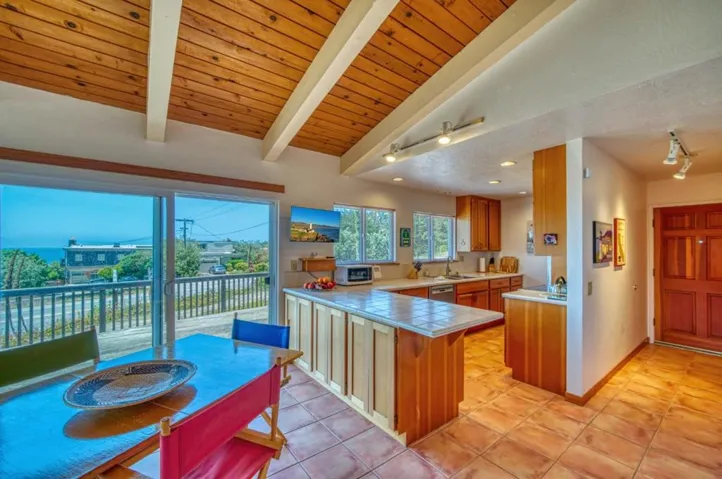 297 14th Street, Montara, California 94037
