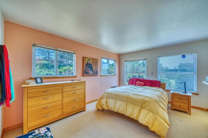 297 14th Street, Montara, California 94037