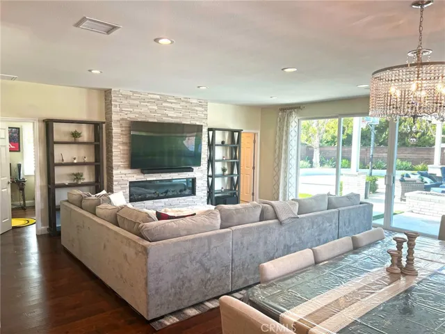 18201 Buena Vista Avenue, Yorba Linda, California 92886