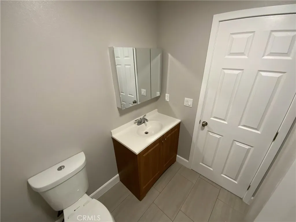 5442 Pomona Boulevard, East Los Angeles, California 90022 home-pic-10