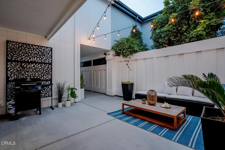 2520 Oldham Cir Oxnard CA-large-046-043-