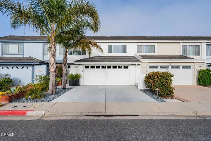 2520 Oldham Cir Oxnard CA-large-040-036-