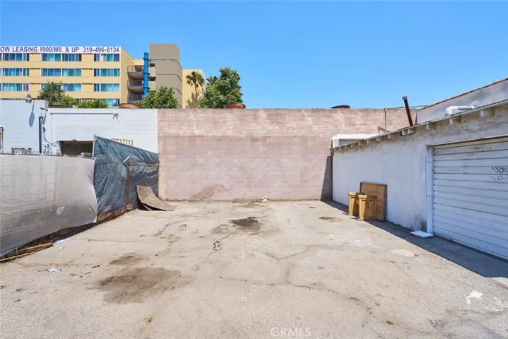 1025 W Arbor Vitae Street, Inglewood, California 90301