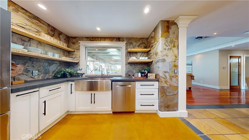25881 Cordillera Drive, Mission Viejo, California 92691